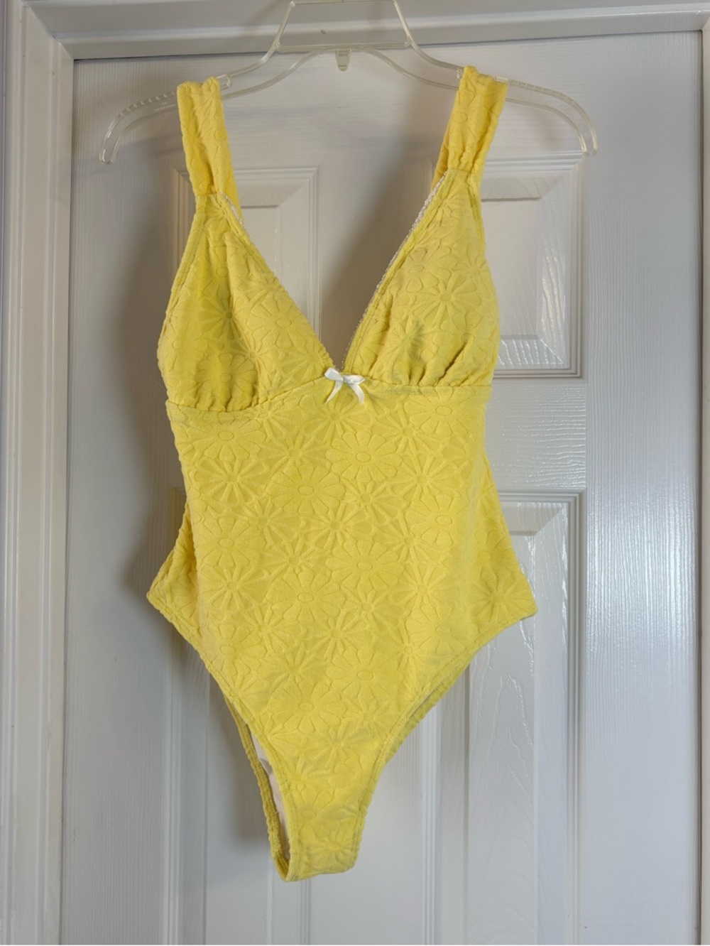 Yellow Floral Texture One-Piece Swimsuit - Classic V-Neck